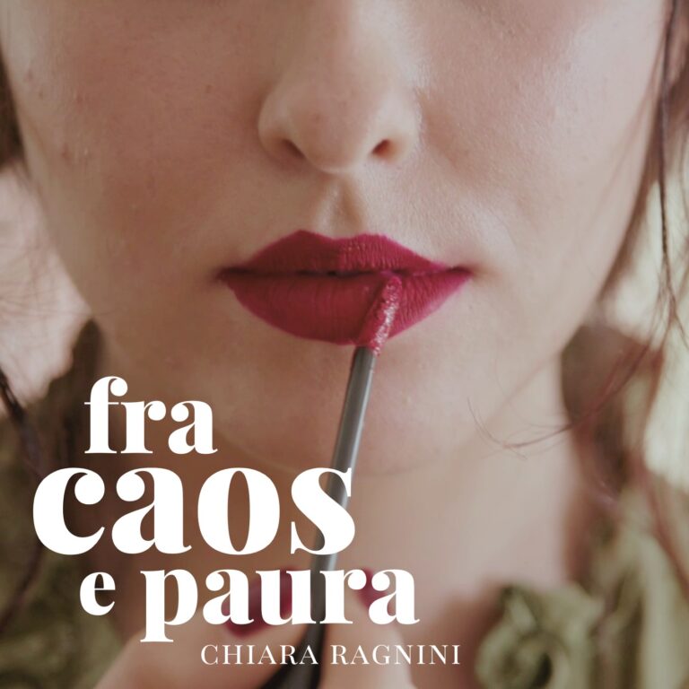 Fra caos e paura è il nuovo singolo e video di Chiara Ragnini